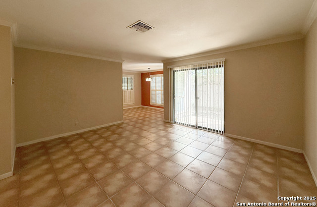 Image 3 of 23 For 7930 Broadway  801