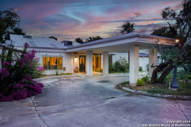 Image 40 of 43 For 901 River Rd