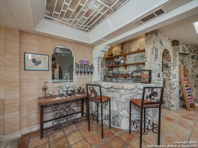 Image 5 of 43 For 901 River Rd