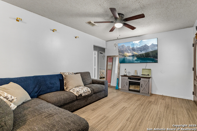 Listing photo id 1 for 235 Mohawk  