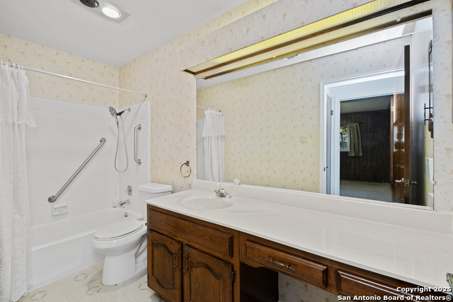Listing photo id 8 for 7902 Misty Park