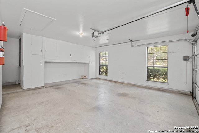 Listing photo id 19 for 7902 Misty Park