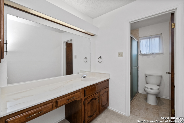 Listing photo id 6 for 7902 Misty Park