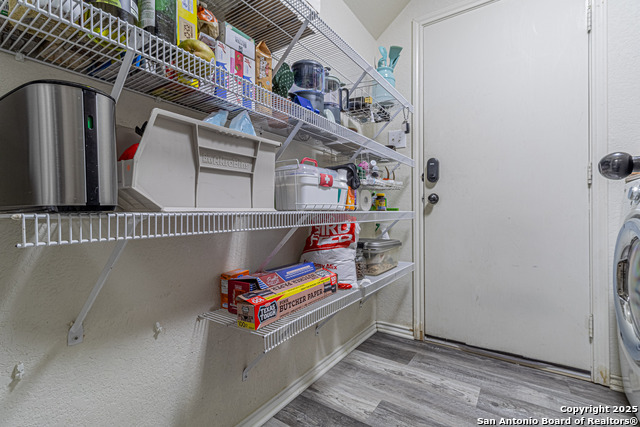 Listing photo id 14 for 9311 Mimosa Mnr