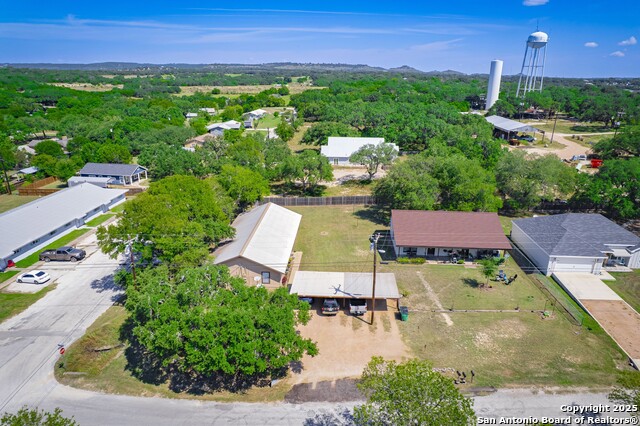 Details for 1016-1022 13th St, Blanco, TX 78606