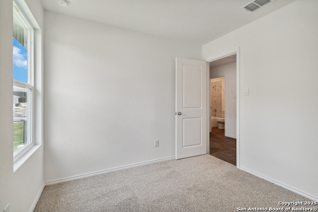 Image 18 of 49 For 12552 Spoor Vly