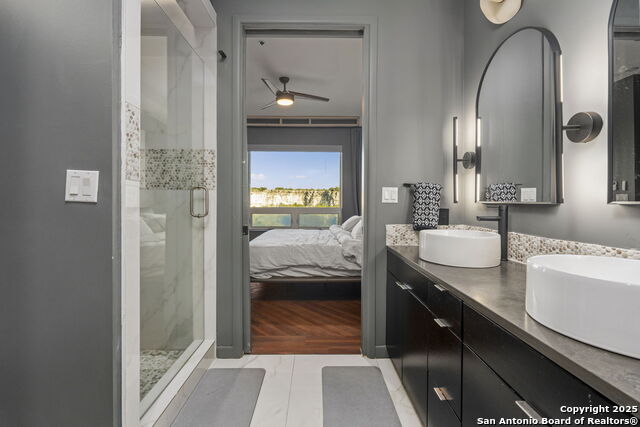 Listing photo id 17 for 17902 La Cantera Unit 411