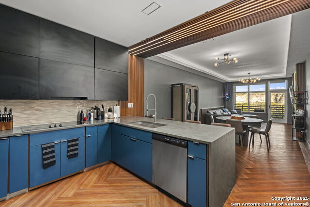 Listing photo id 4 for 17902 La Cantera Unit 411