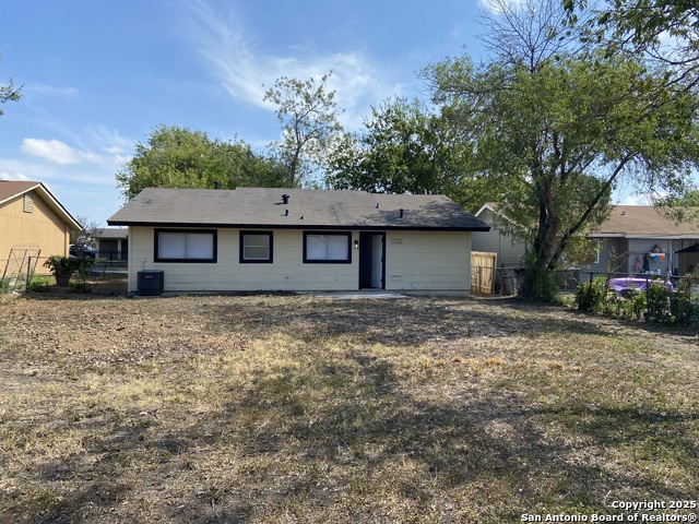 Image 2 of 10 For 8979 Seacliff