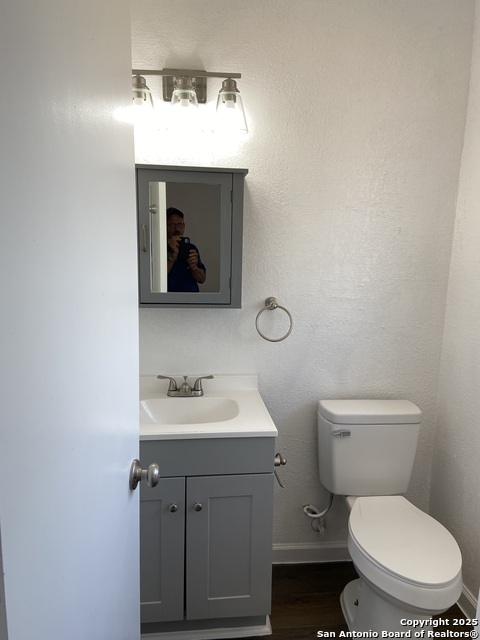 Image 7 of 10 For 8979 Seacliff