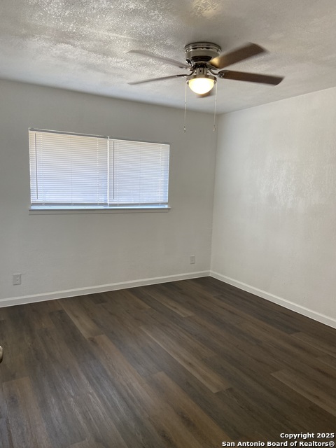 Image 8 of 10 For 8979 Seacliff