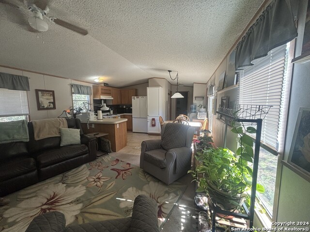 Image 14 of 58 For 7971 Pronghorn Dr