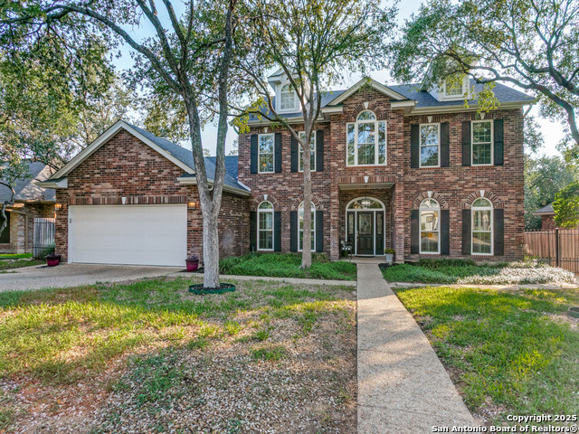 Listing photo id 1 for 16206 Robinwood Ln