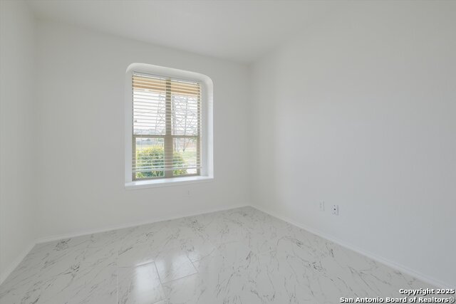 Image 3 of 30 For 9011 Summit Lake