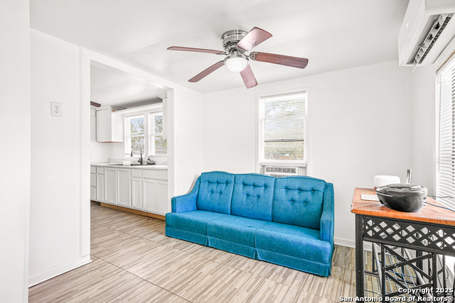 Listing photo id 8 for 2025 Standish