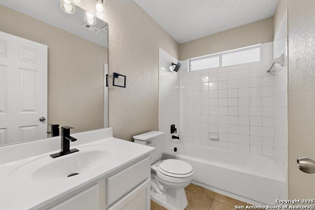 Listing photo id 25 for 7207 Aldebaran Sun