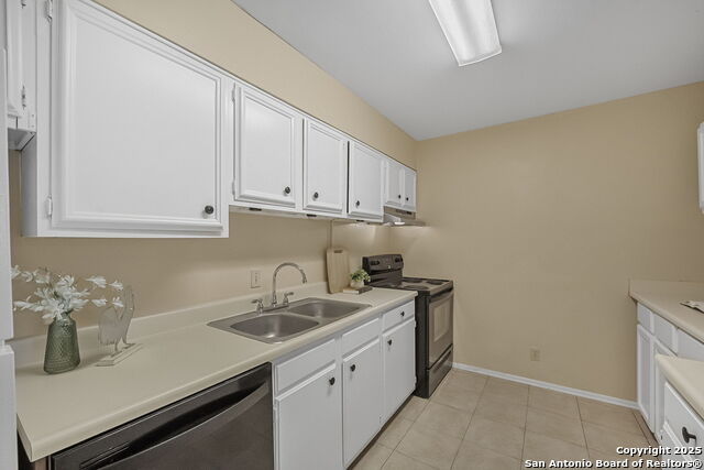 Image 10 of 32 For 8702 Village Dr  1005