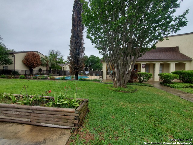 Image 30 of 32 For 8702 Village Dr  1005