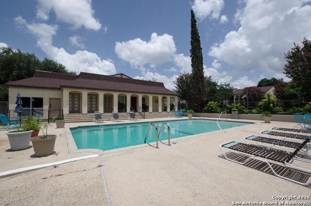 Image 31 of 32 For 8702 Village Dr  1005