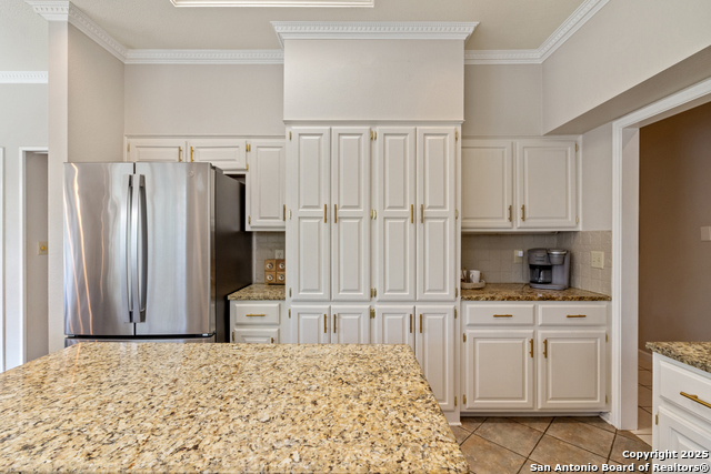 Listing photo id 12 for 27240 Boerne Glen