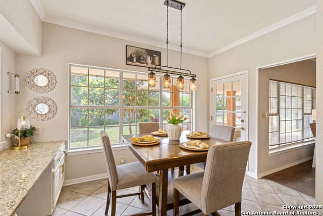 Listing photo id 15 for 27240 Boerne Glen