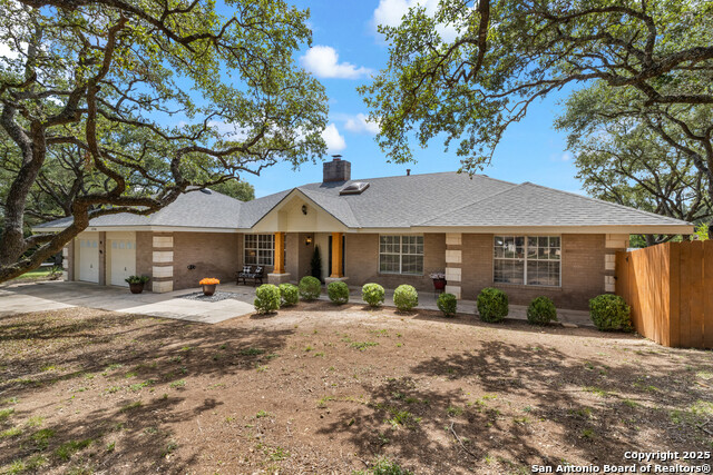 Listing photo id 0 for 27240 Boerne Glen