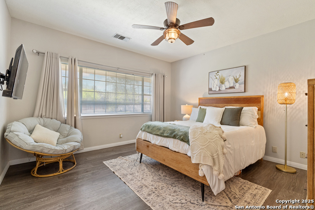 Listing photo id 19 for 27240 Boerne Glen