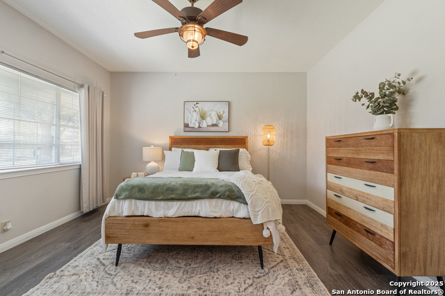 Listing photo id 20 for 27240 Boerne Glen