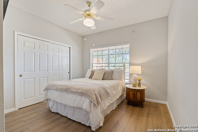 Listing photo id 24 for 27240 Boerne Glen