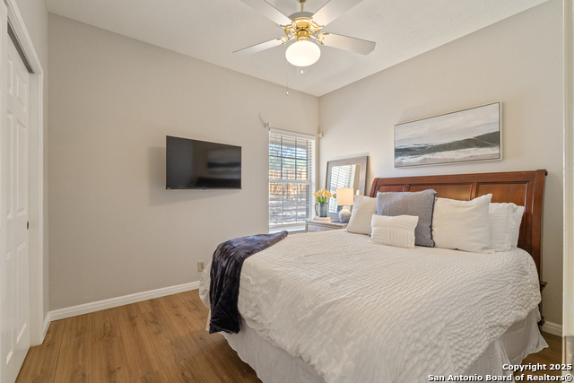 Listing photo id 25 for 27240 Boerne Glen