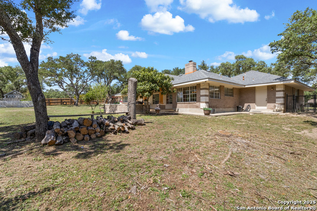 Listing photo id 32 for 27240 Boerne Glen
