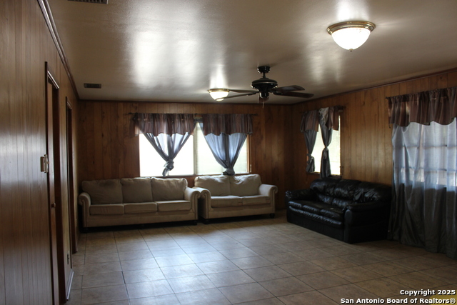 Image 13 of 30 For 630 Carlisle