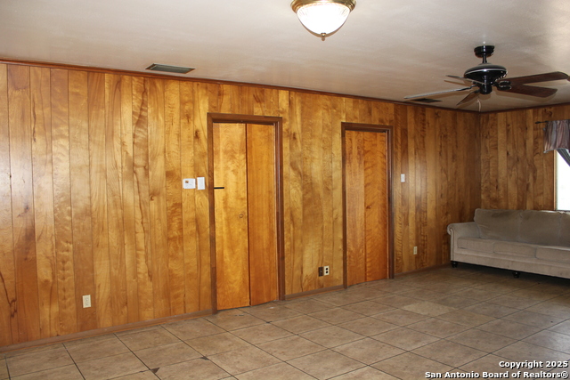 Image 14 of 30 For 630 Carlisle