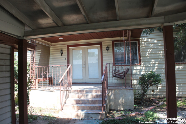 Image 25 of 30 For 630 Carlisle