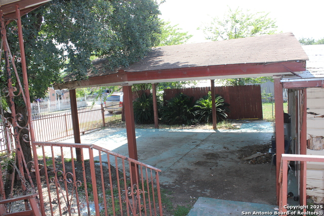 Image 26 of 30 For 630 Carlisle