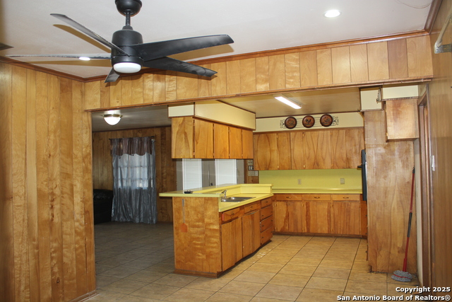 Image 6 of 30 For 630 Carlisle