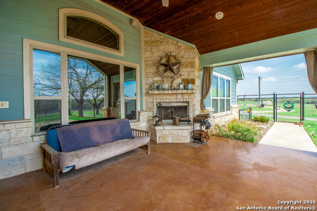 Listing photo id 29 for 6515 Highway 27