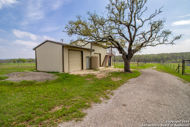 Listing photo id 30 for 6515 Highway 27