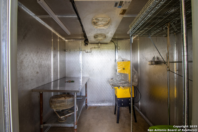 Listing photo id 36 for 6515 Highway 27