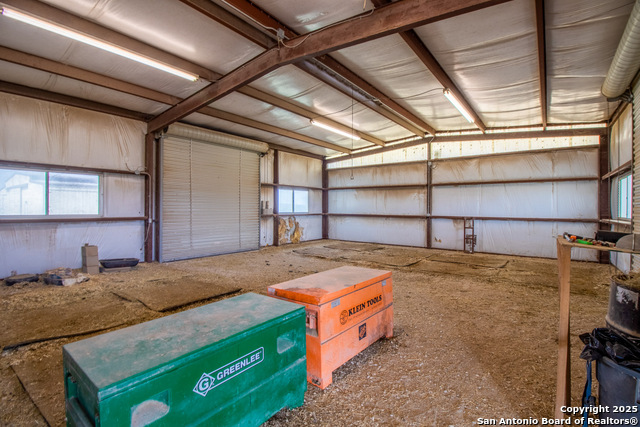 Listing photo id 38 for 6515 Highway 27