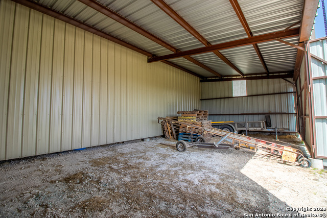 Listing photo id 40 for 6515 Highway 27