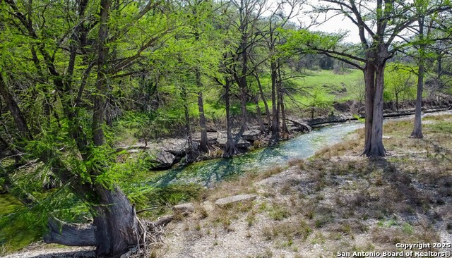 Listing photo id 3 for 6515 Highway 27