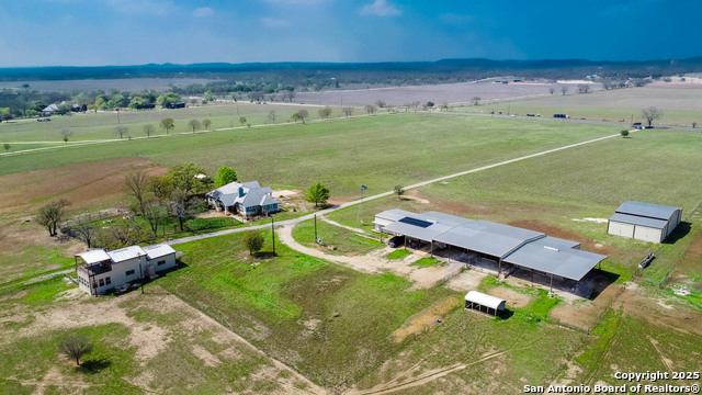 Listing photo id 6 for 6515 Highway 27