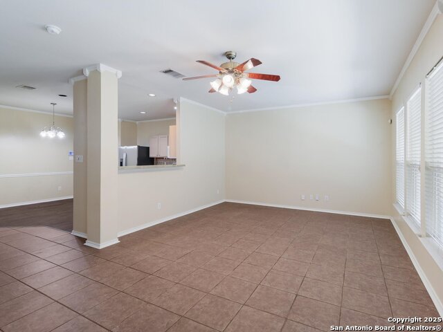 Image 5 of 27 For 806 Brandon Willow