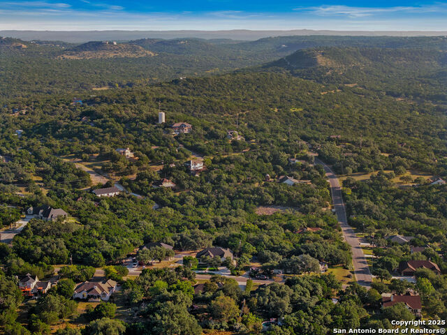 Image 40 of 40 For 379 Toye