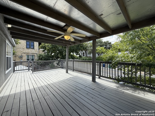 Image 3 of 11 For 3402 New Braunfels N 3