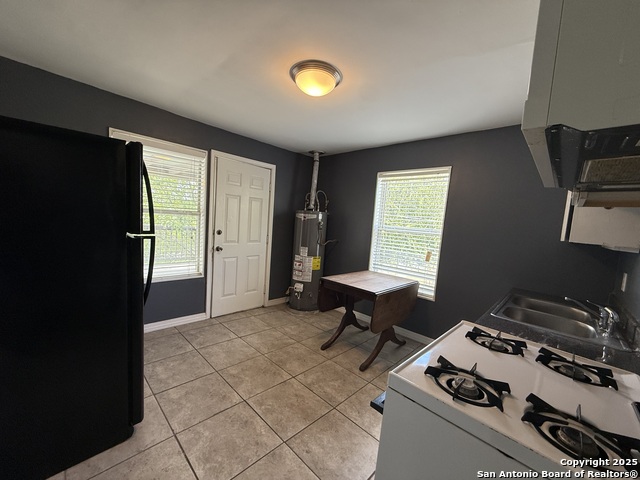 Image 7 of 11 For 3402 New Braunfels N 3