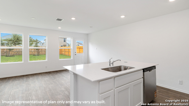 Image 7 of 29 For 4734 Beryl Loop