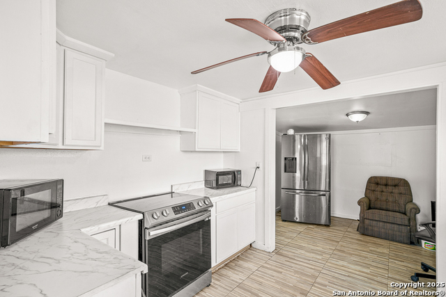 Listing photo id 14 for 2025 Standish