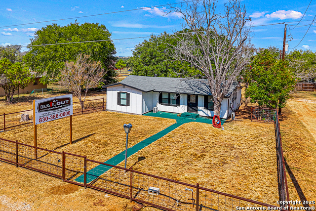 Listing photo id 1 for 2025 Standish